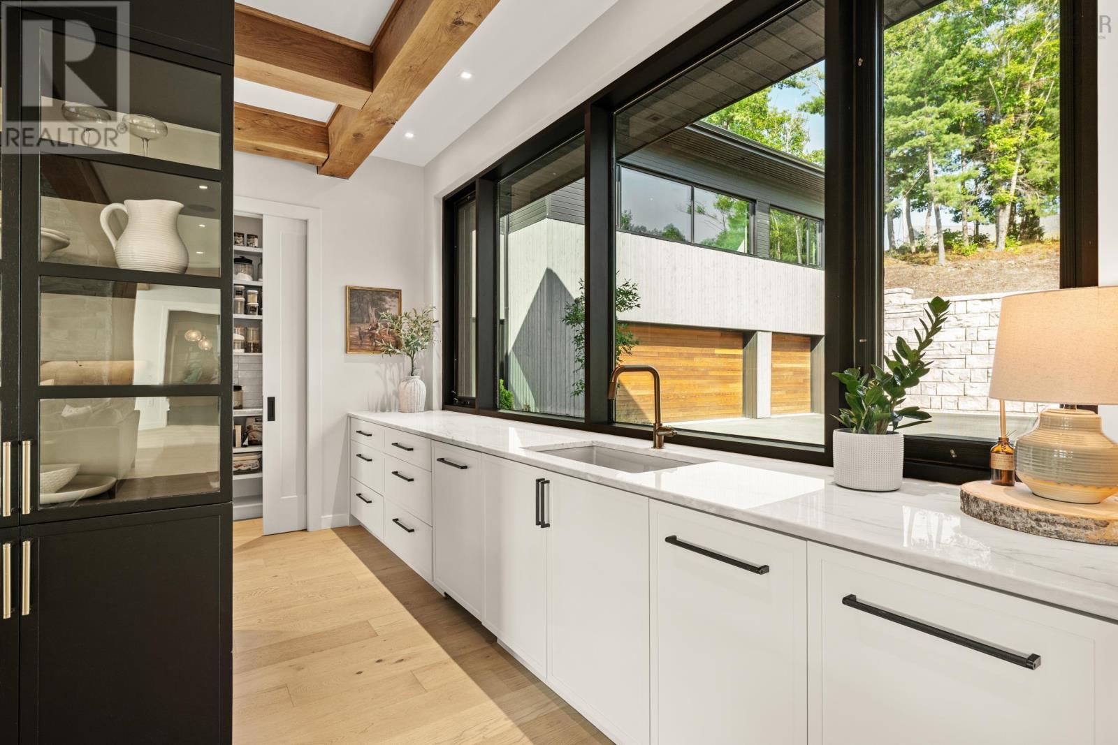 Property 16 of 49 of 276 Sunnylea Road