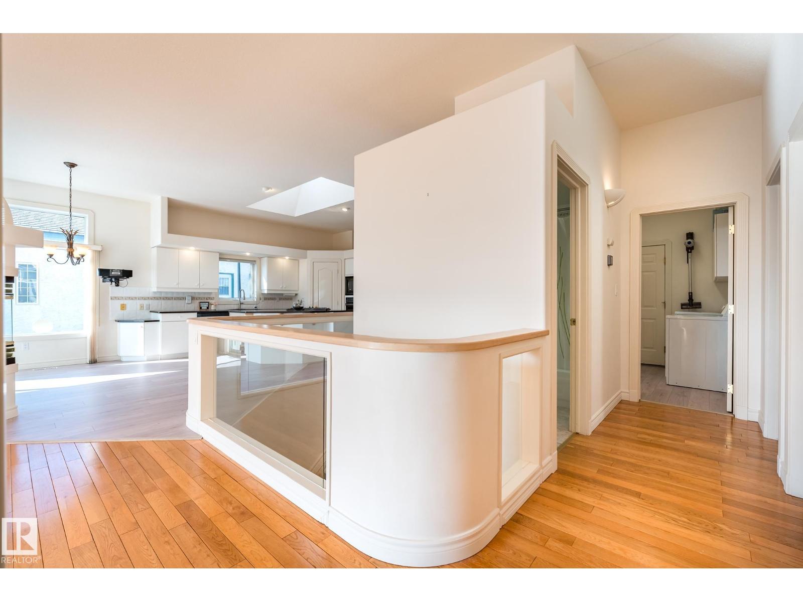 189 BLACKBURN DR W SW, Edmonton