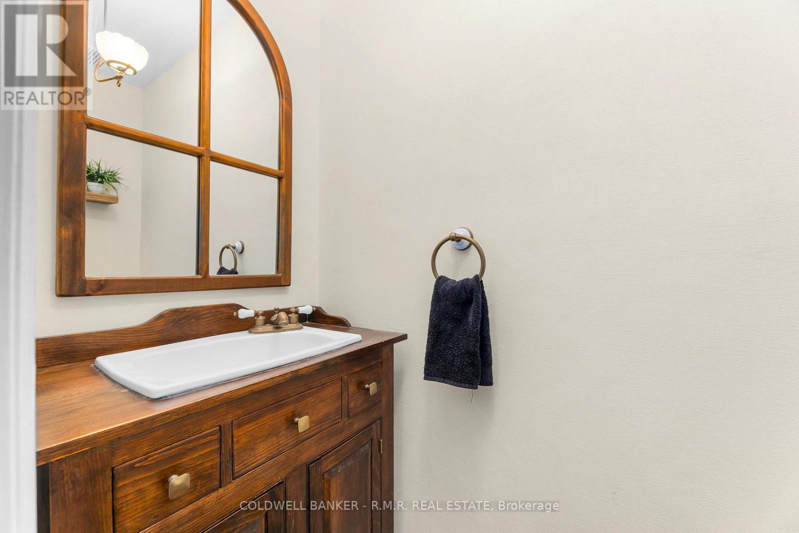 24 TESTA ROAD - 11