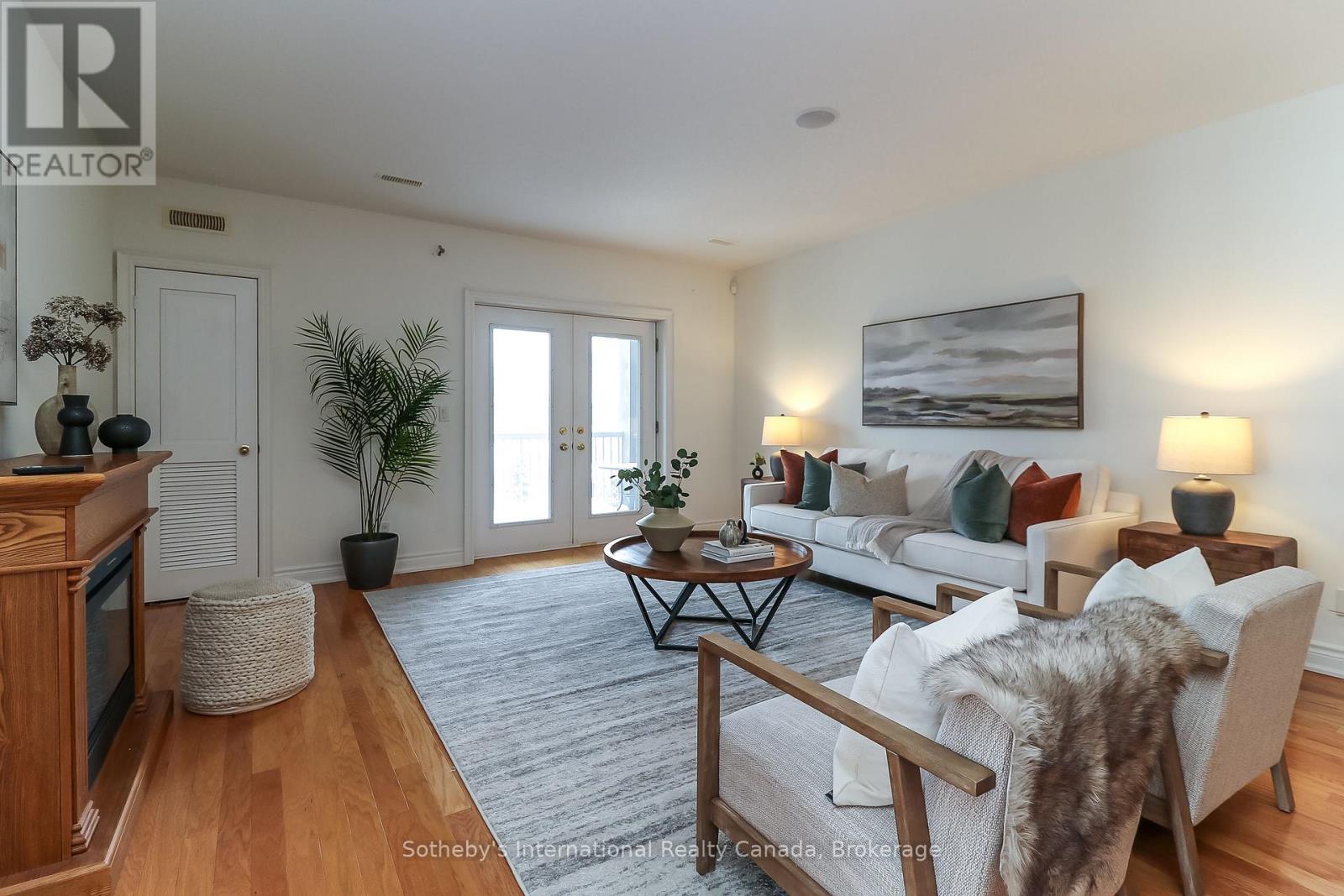 #308 25 BEAVER STREET S - 14