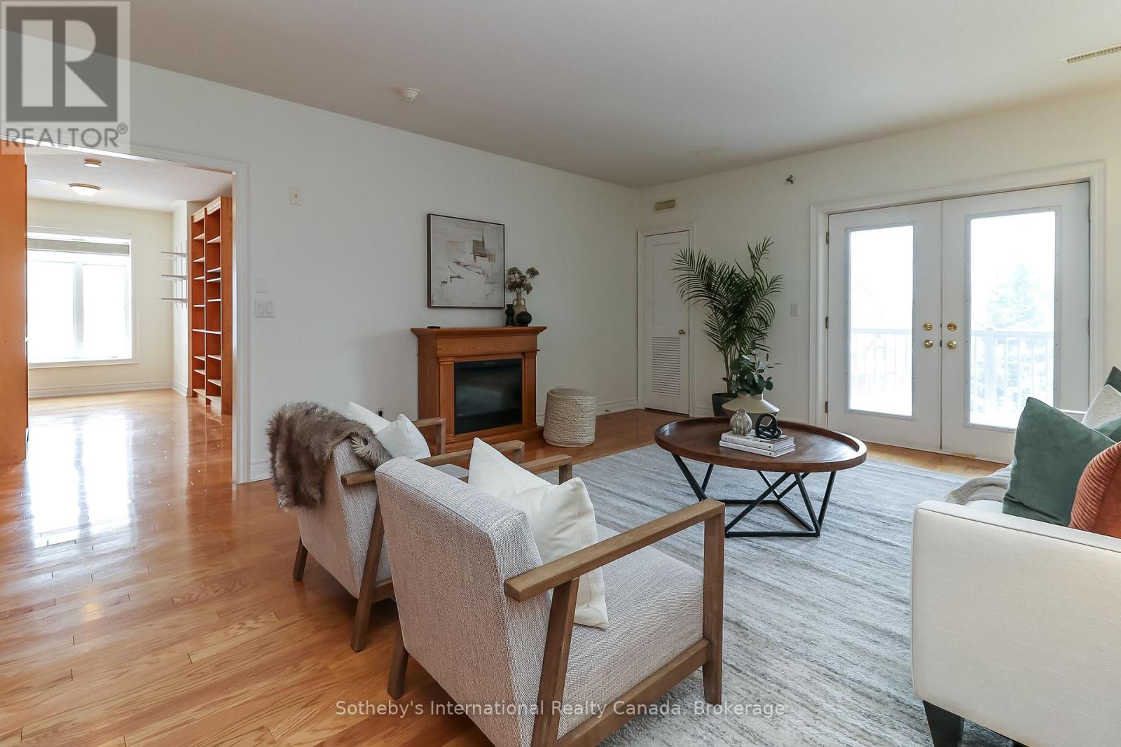 #308 25 BEAVER STREET S - 16