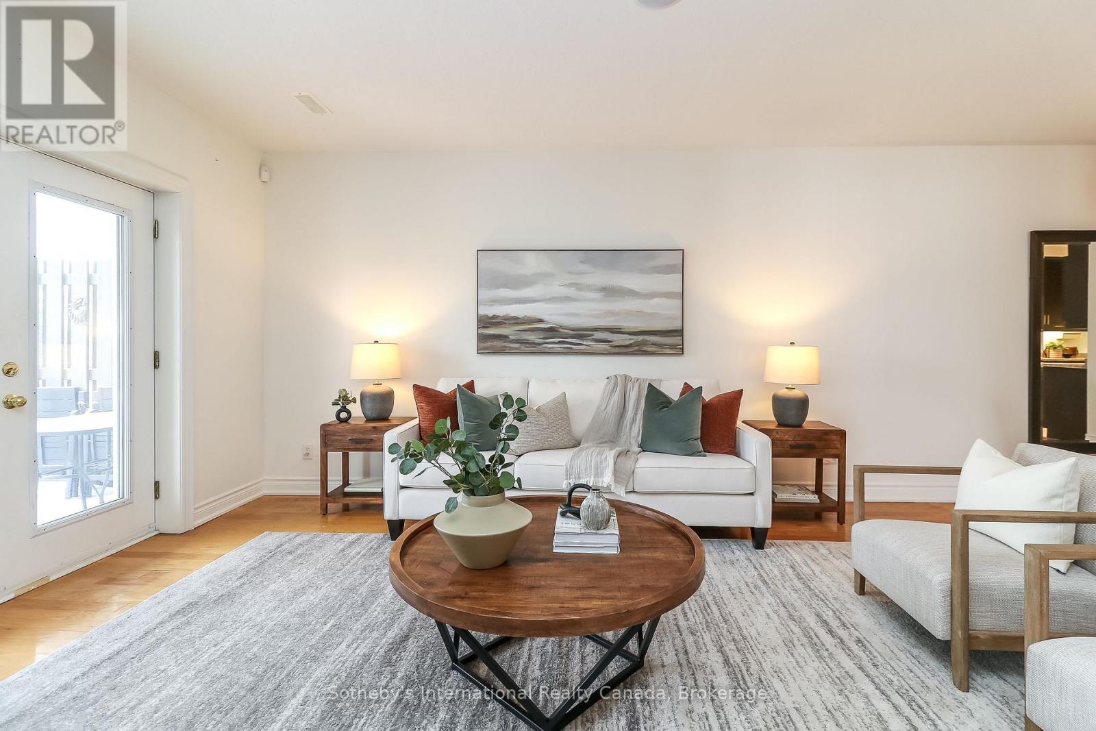#308 25 BEAVER STREET S - 19