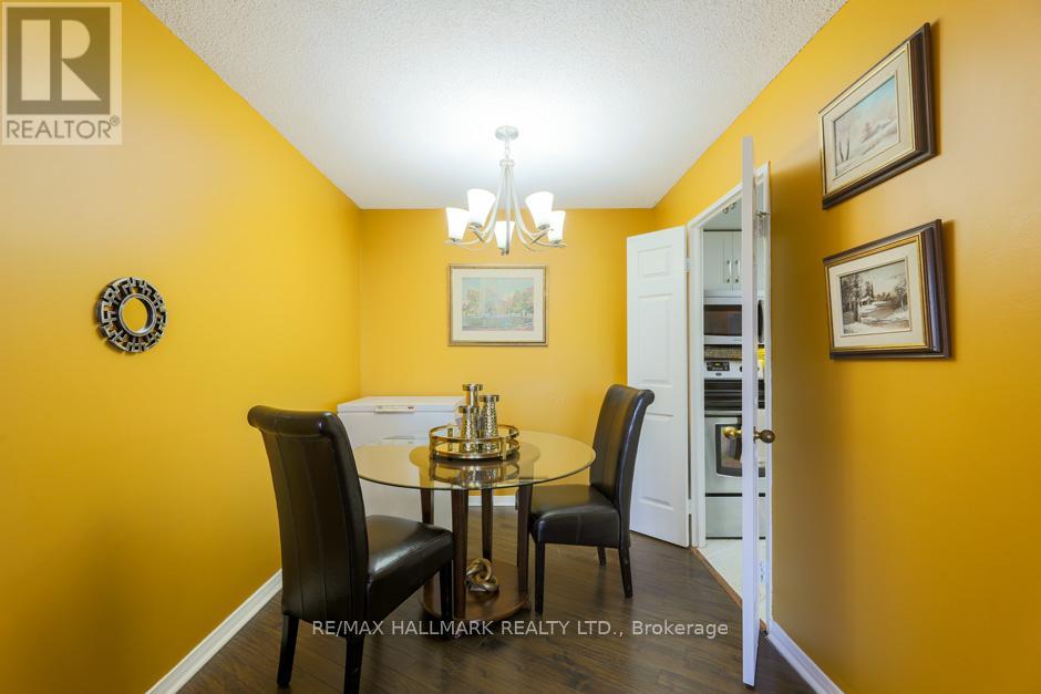 #218 6 HUMBERLINE DRIVE - 7