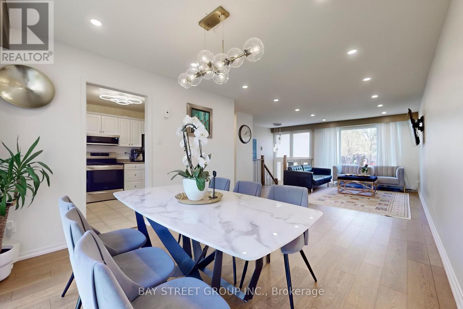 6119 WABUKAYNE COURT - 11