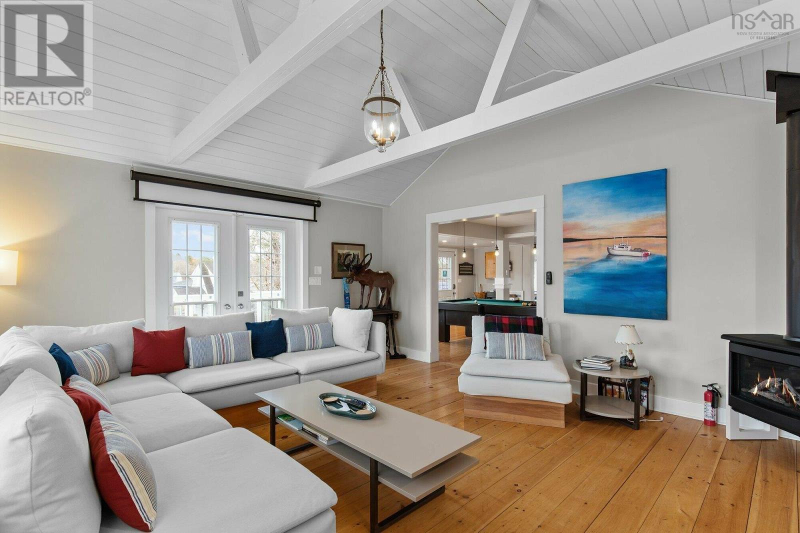 Property 4 of 14 of 121 Duke Street