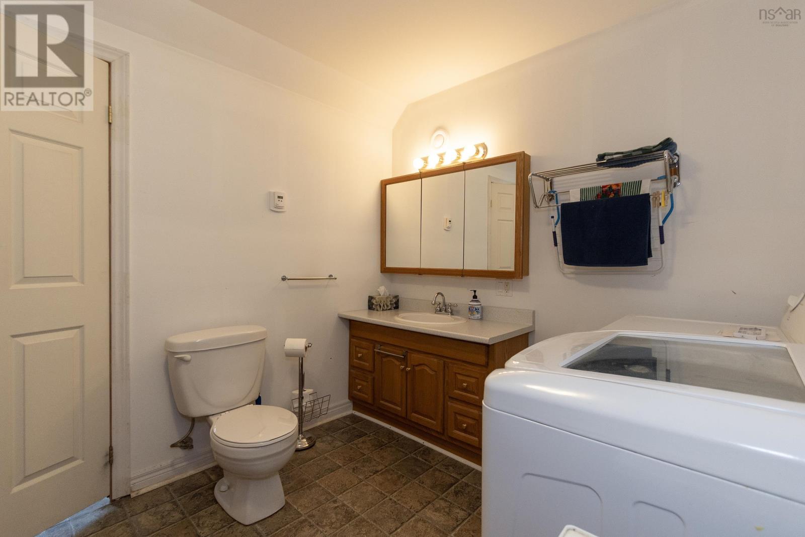 Property 9 of 51 of 9525 Highway 6