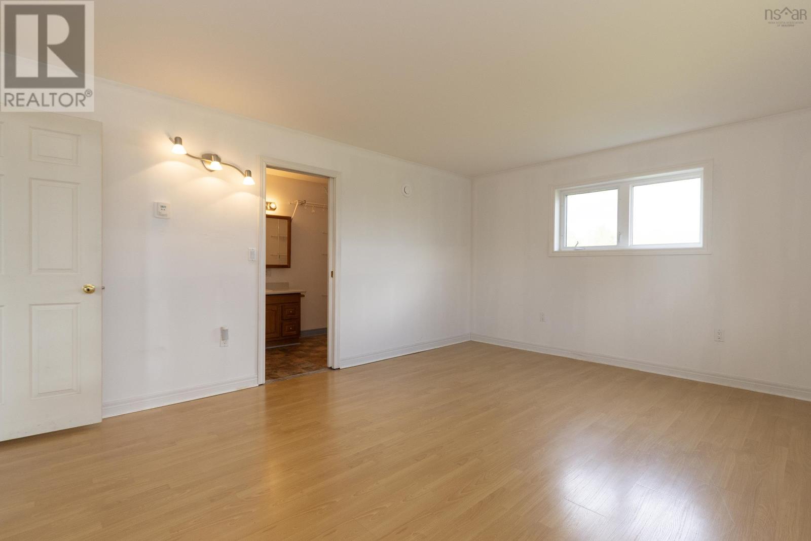 Property 31 of 51 of 9525 Highway 6