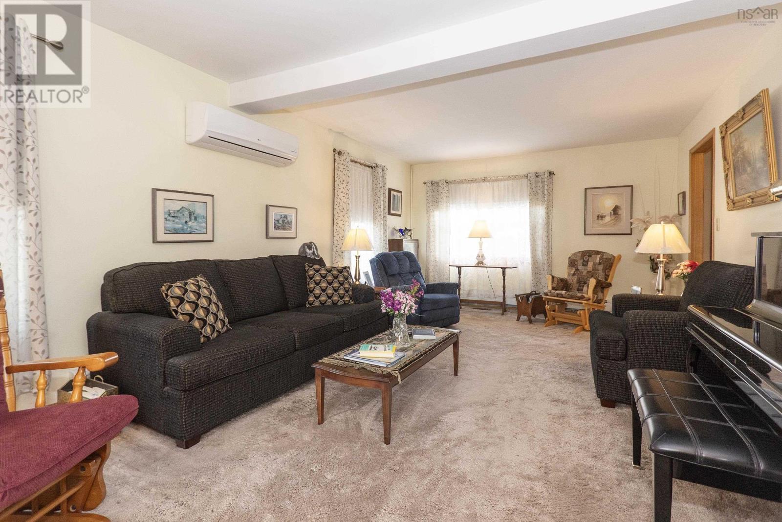 Property 29 of 51 of 3656 Highway 209