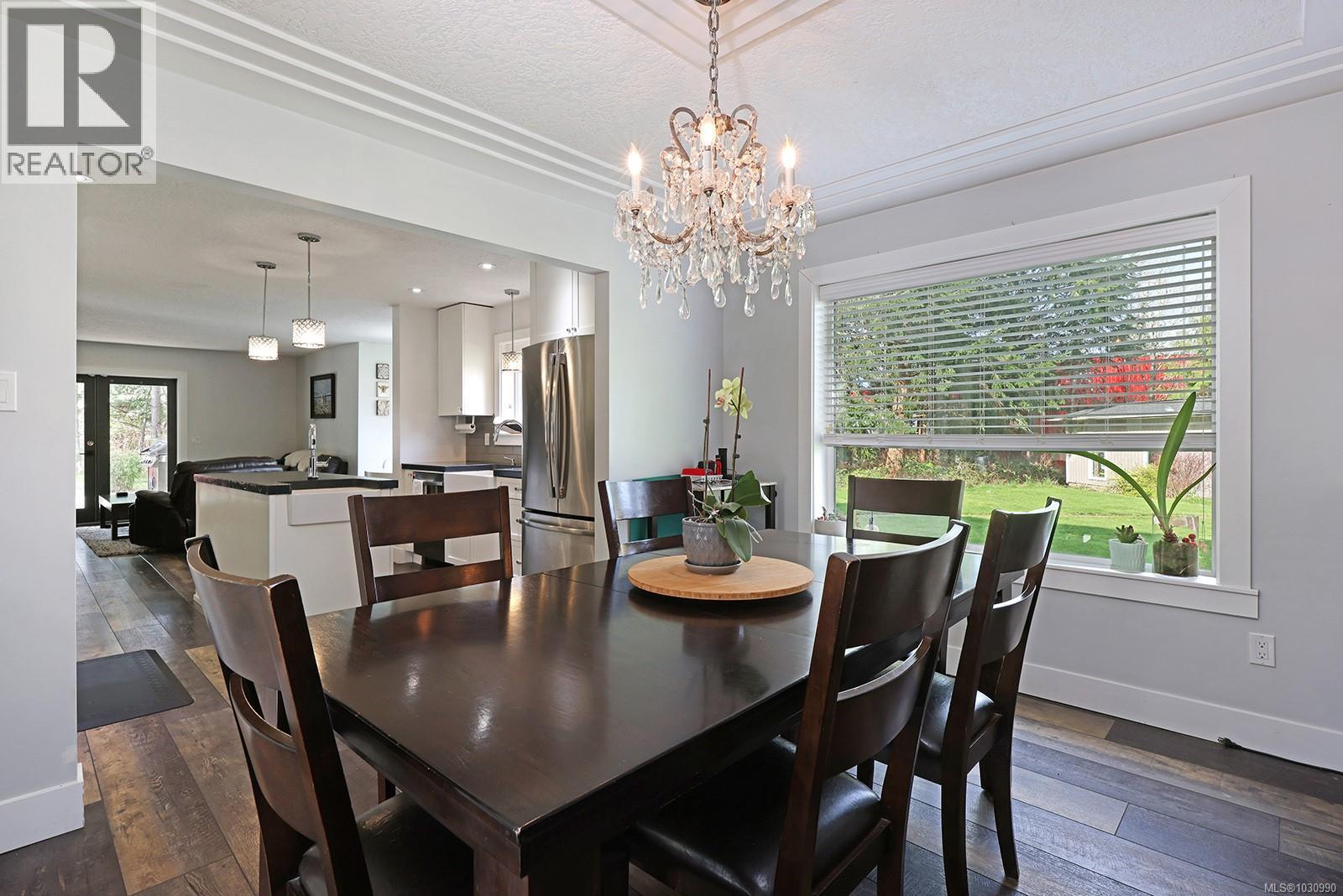 1669 Essex Pl, Comox