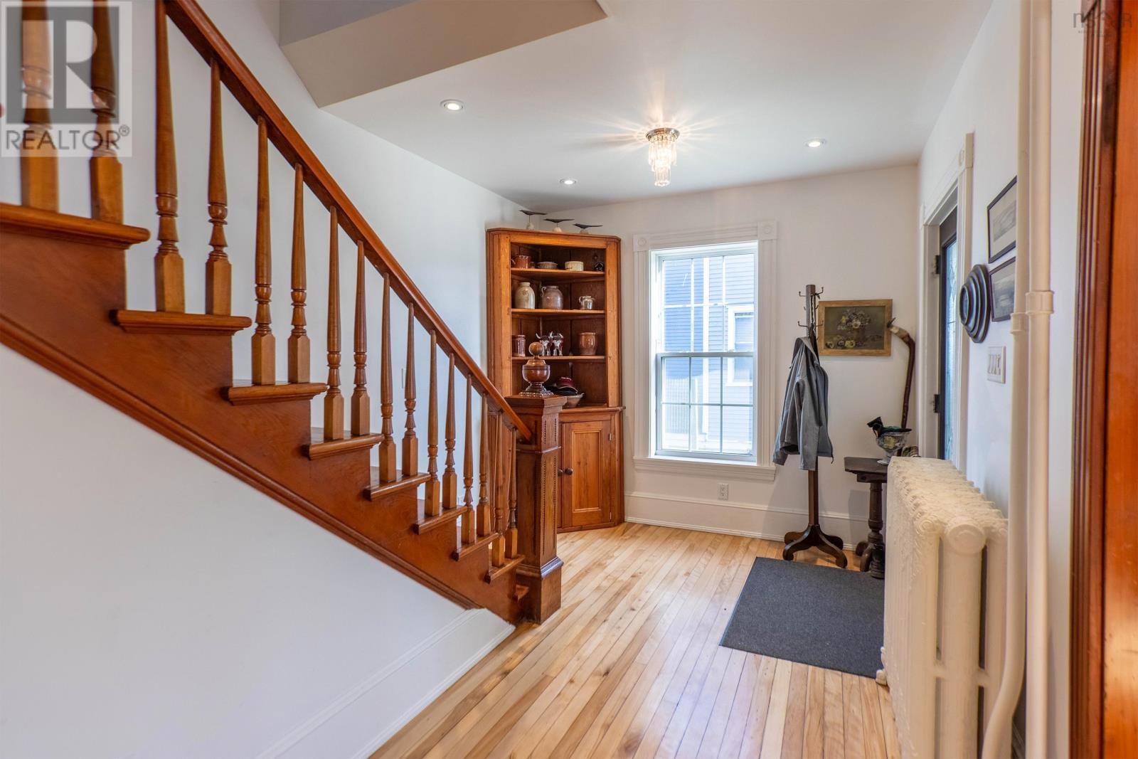 Property 10 of 50 of 124 Church Street