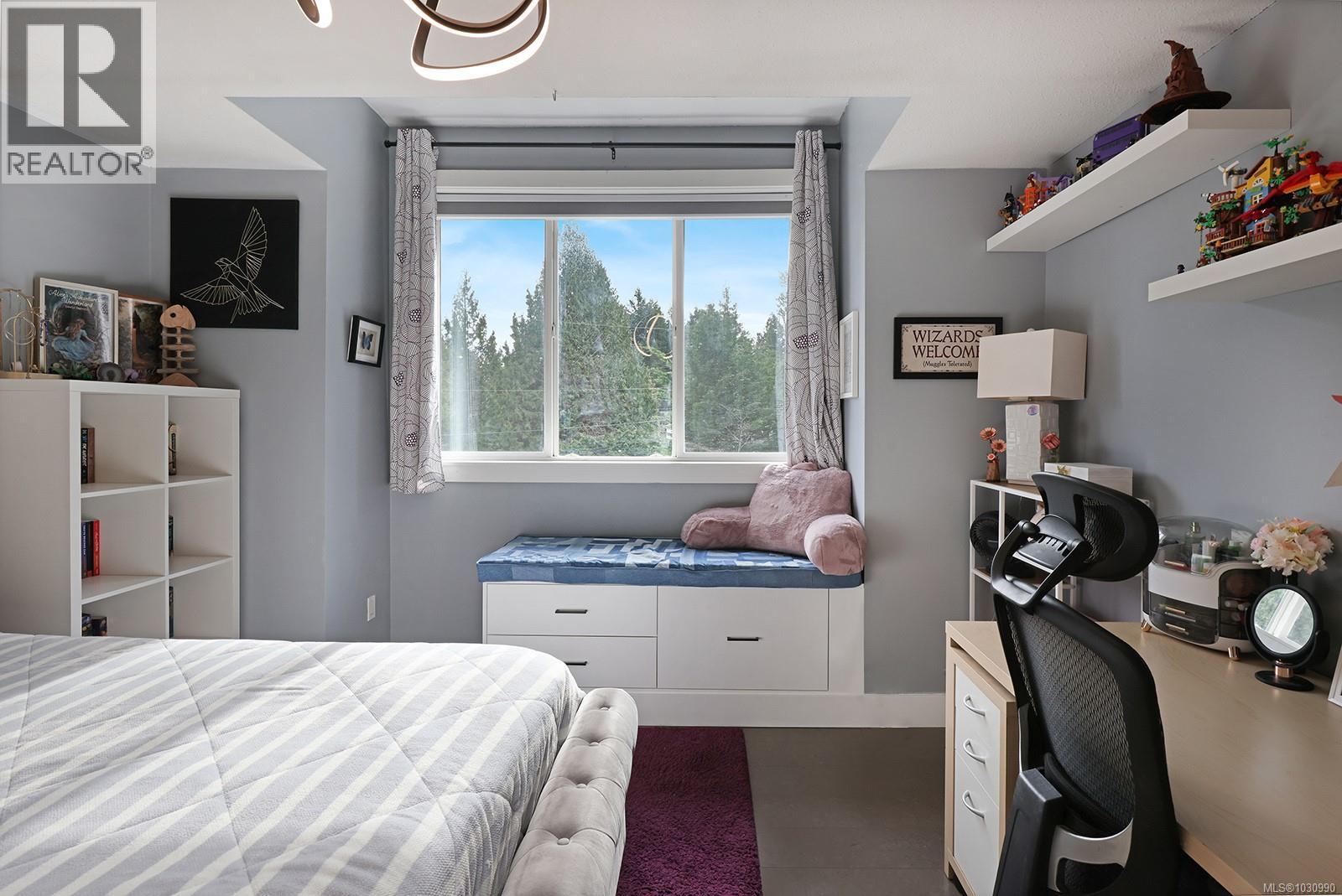 1669 Essex Pl, Comox