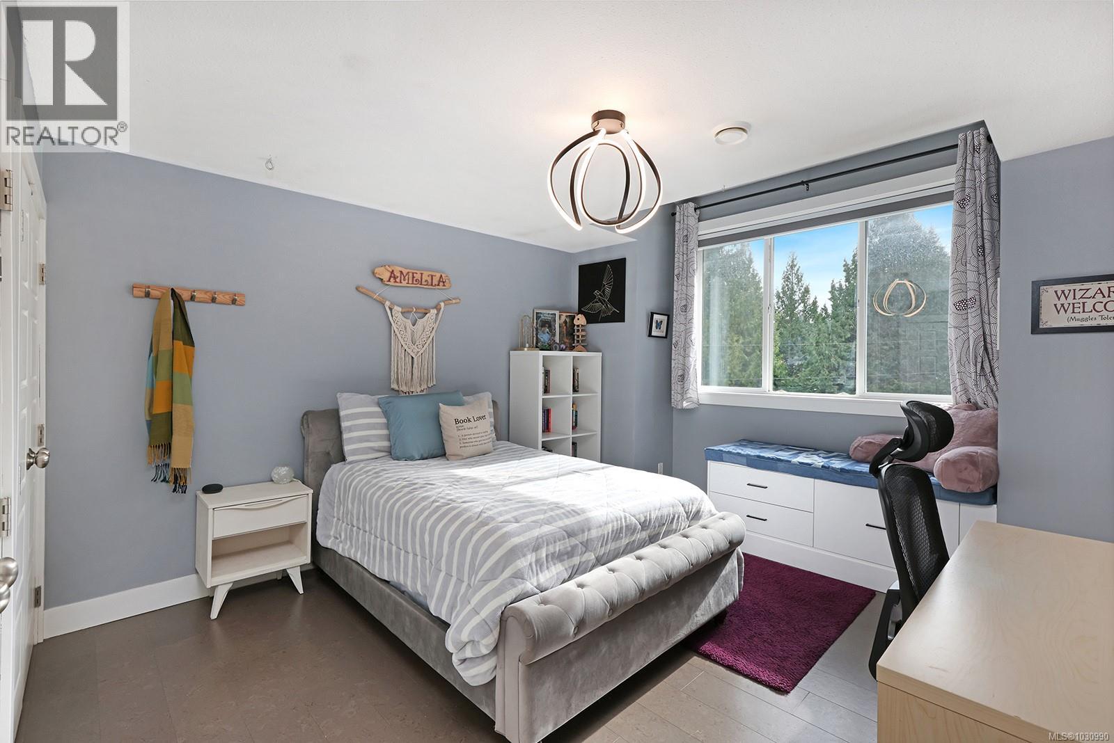 1669 Essex Pl, Comox