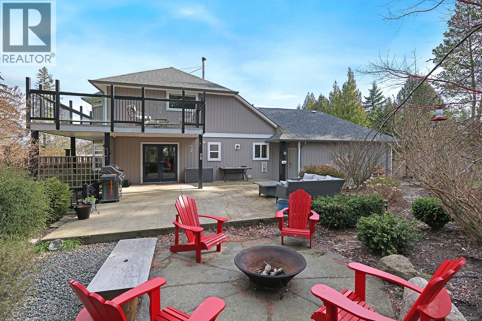 1669 Essex Pl, Comox