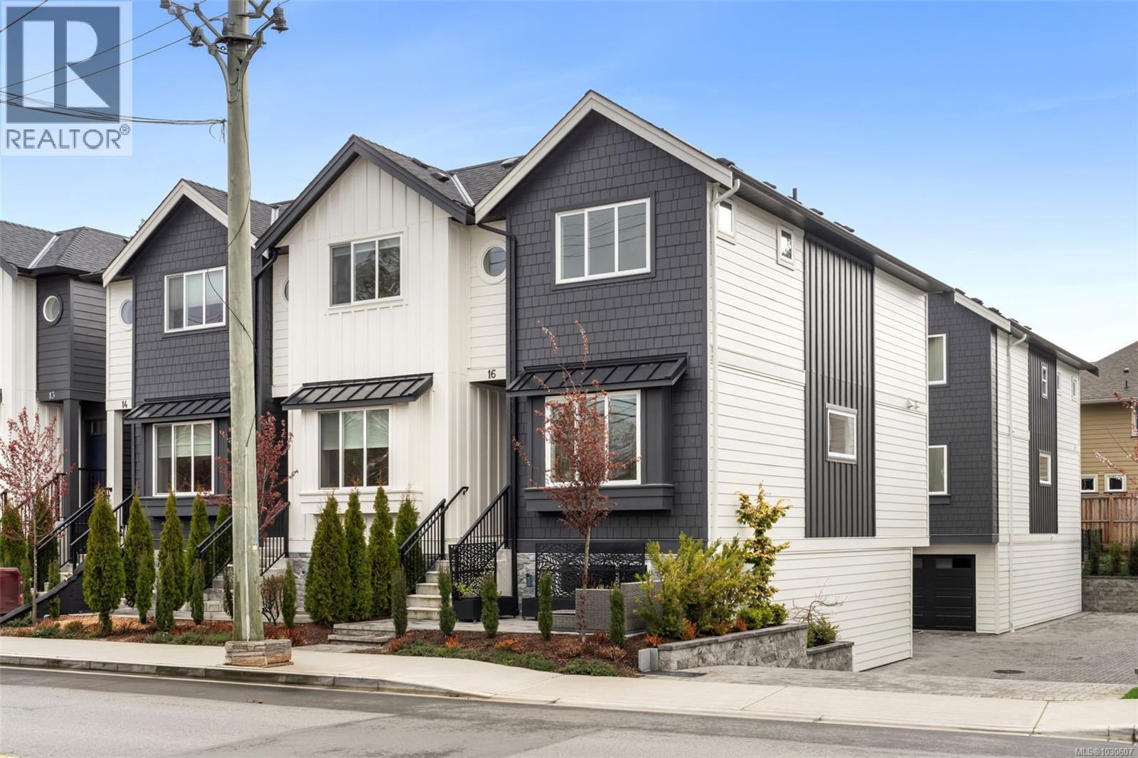 #16 10145 FIFTH ST - 4