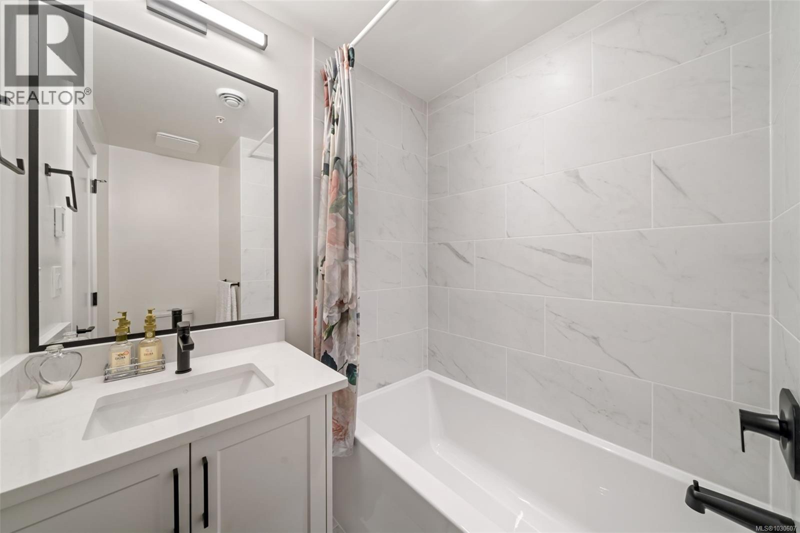 #16 10145 FIFTH ST - 26