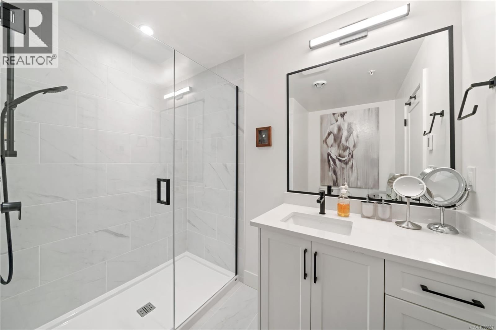 #16 10145 FIFTH ST - 23