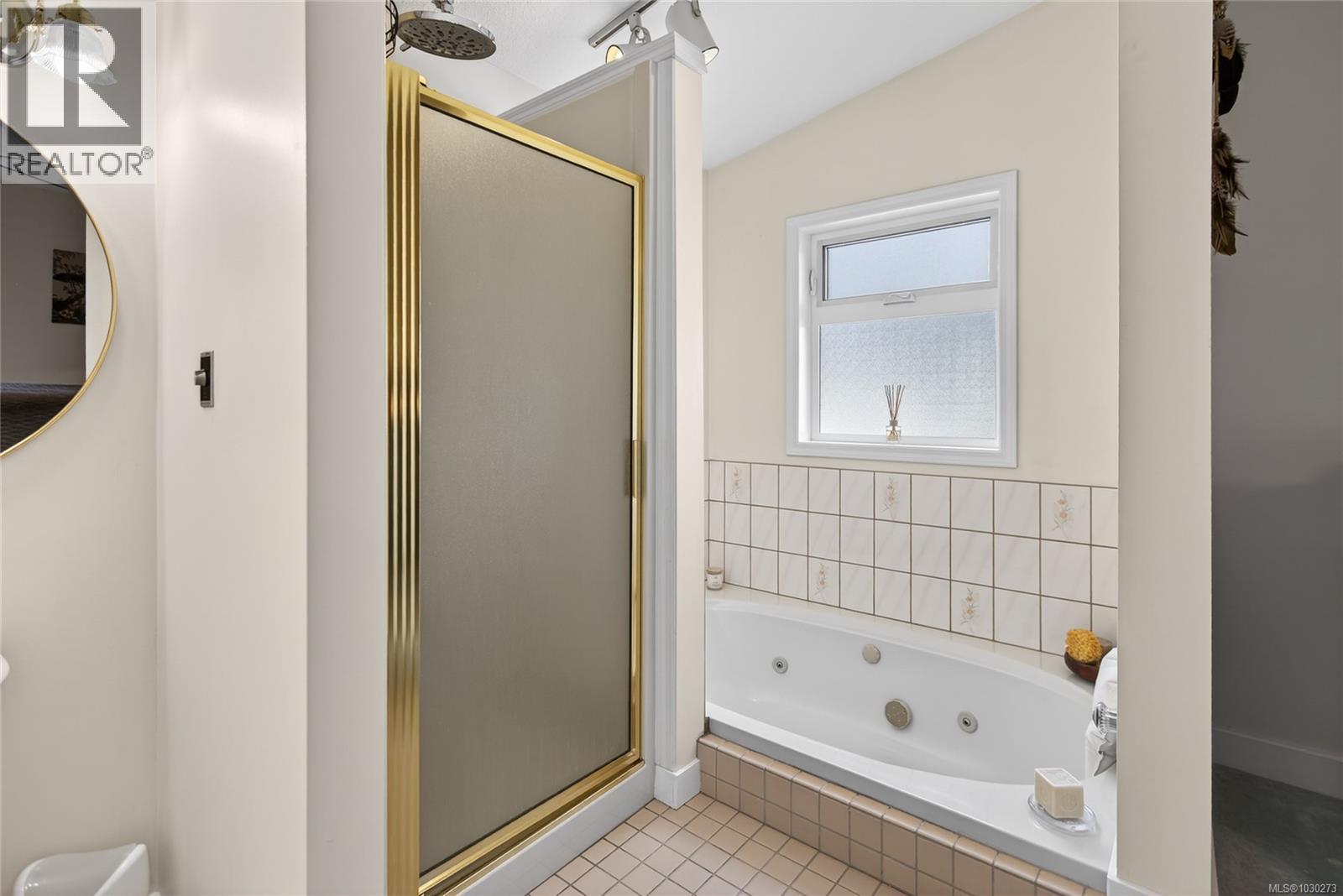 132 STAFFORD AVE - 33