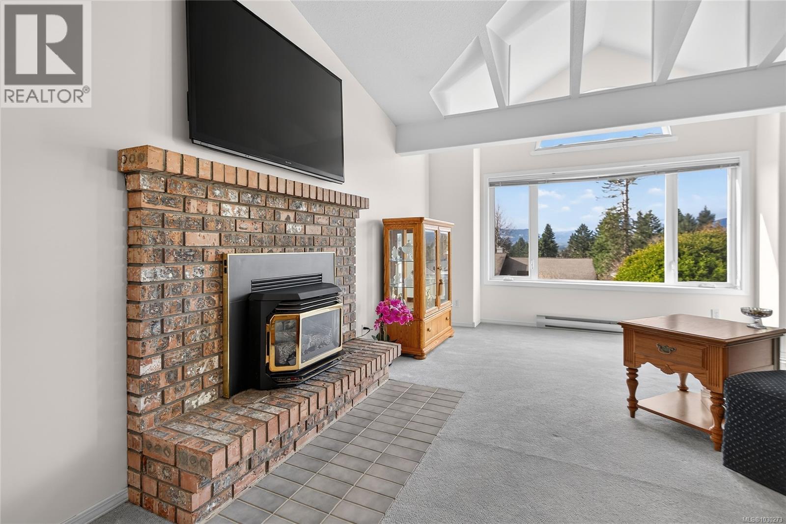 132 STAFFORD AVE - 5