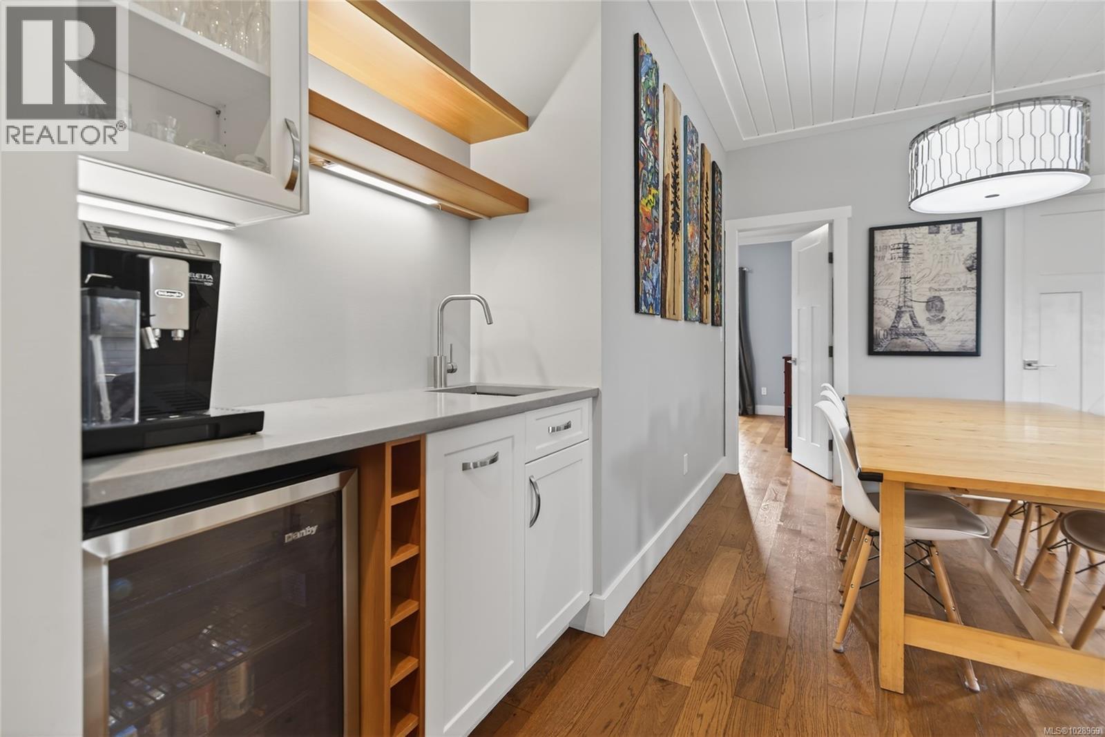 #A&B 2899 PENRITH AVE - 20