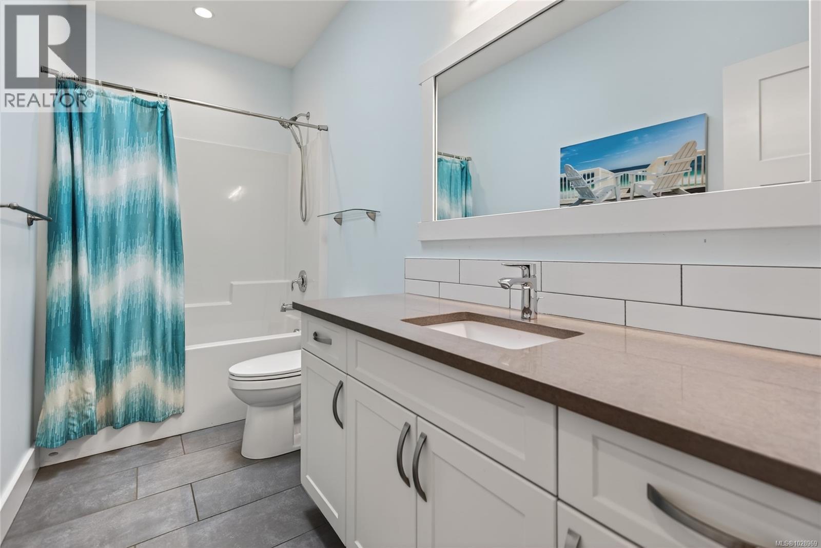 #A&B 2899 PENRITH AVE - 32