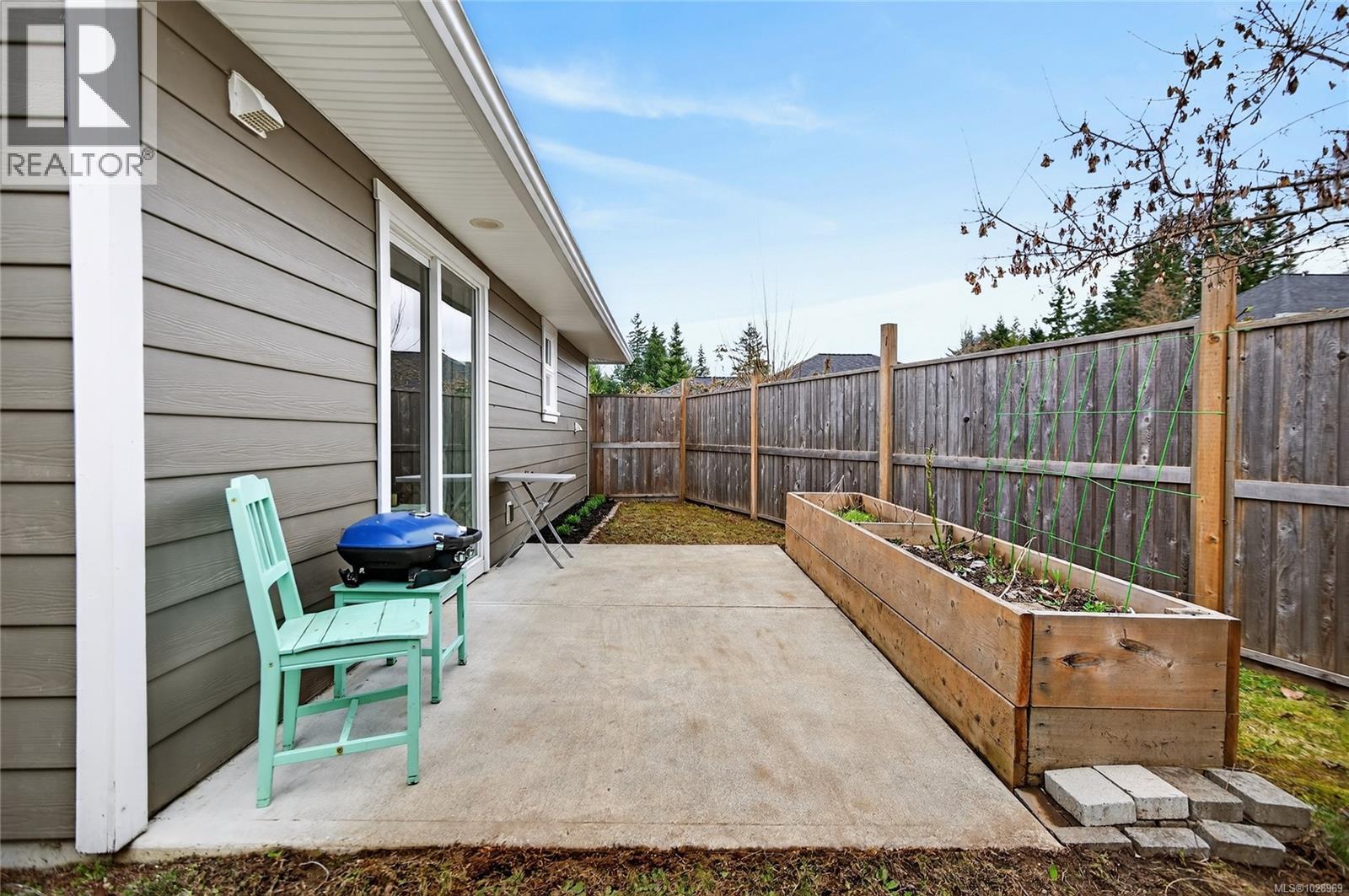 #A&B 2899 PENRITH AVE - 50