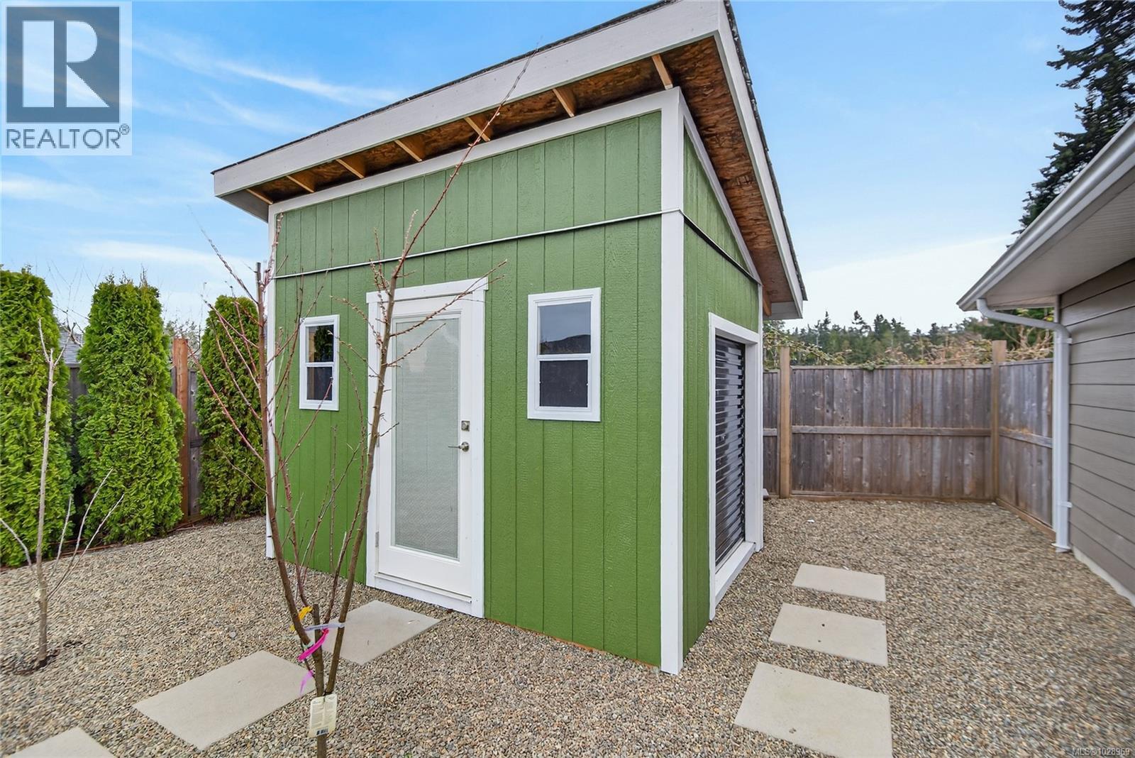 #A&B 2899 PENRITH AVE - 53