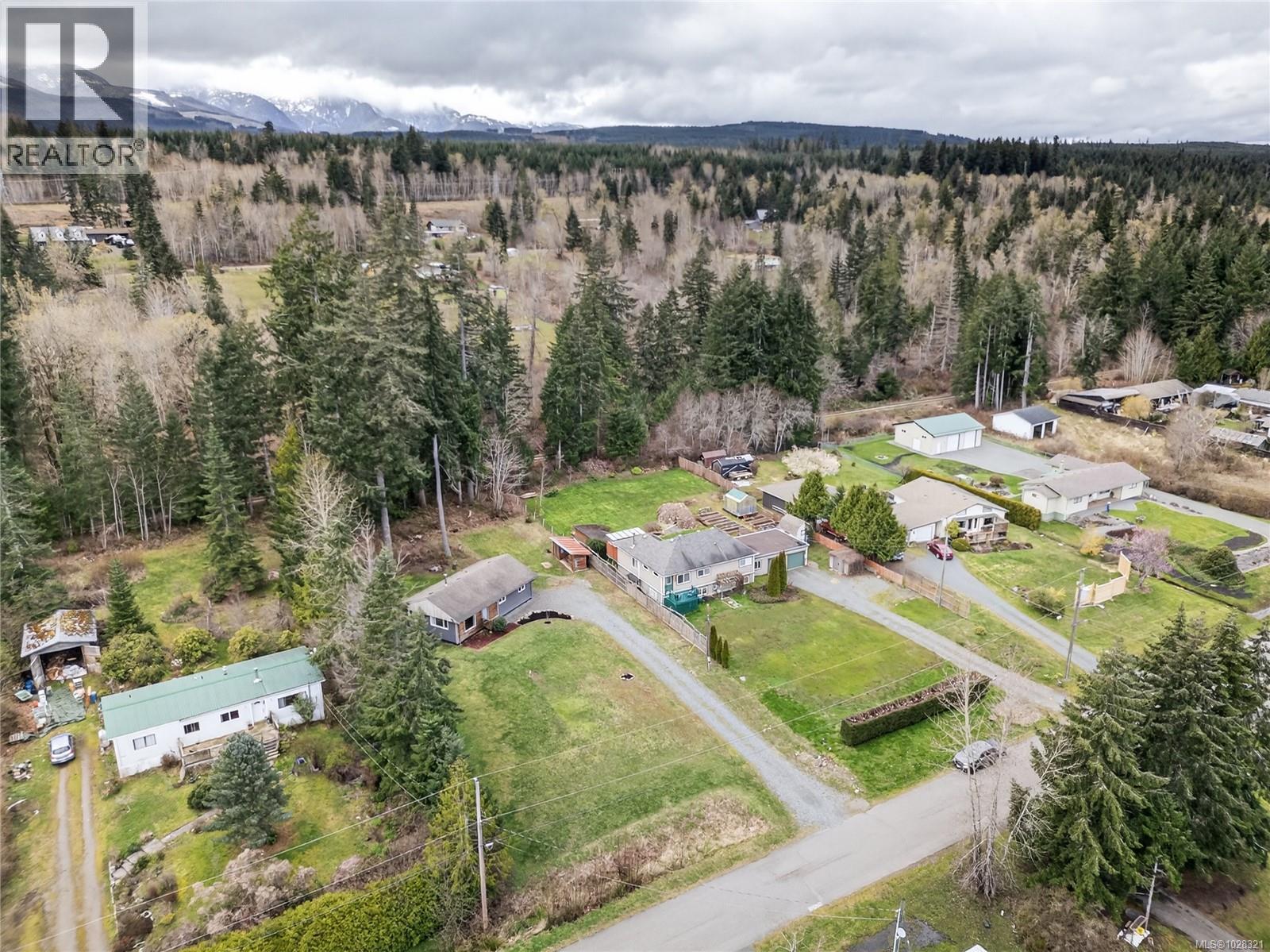6565 Mystery Beach Rd - 50