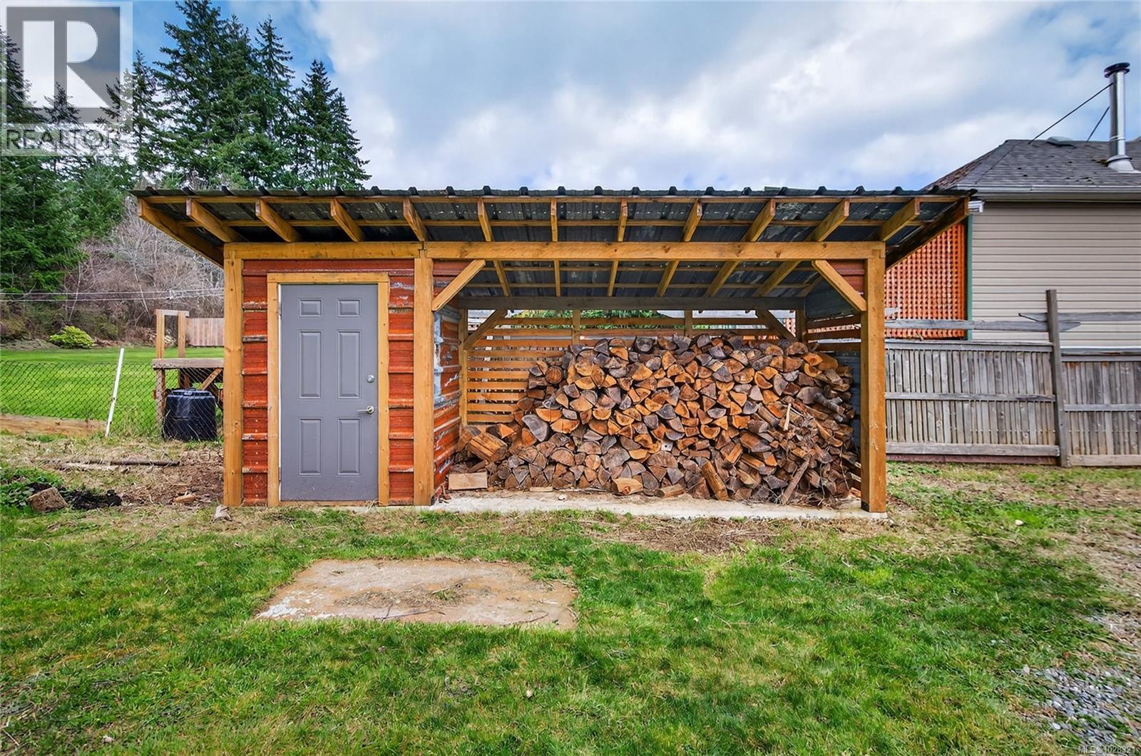 6565 MYSTERY BEACH RD - 77