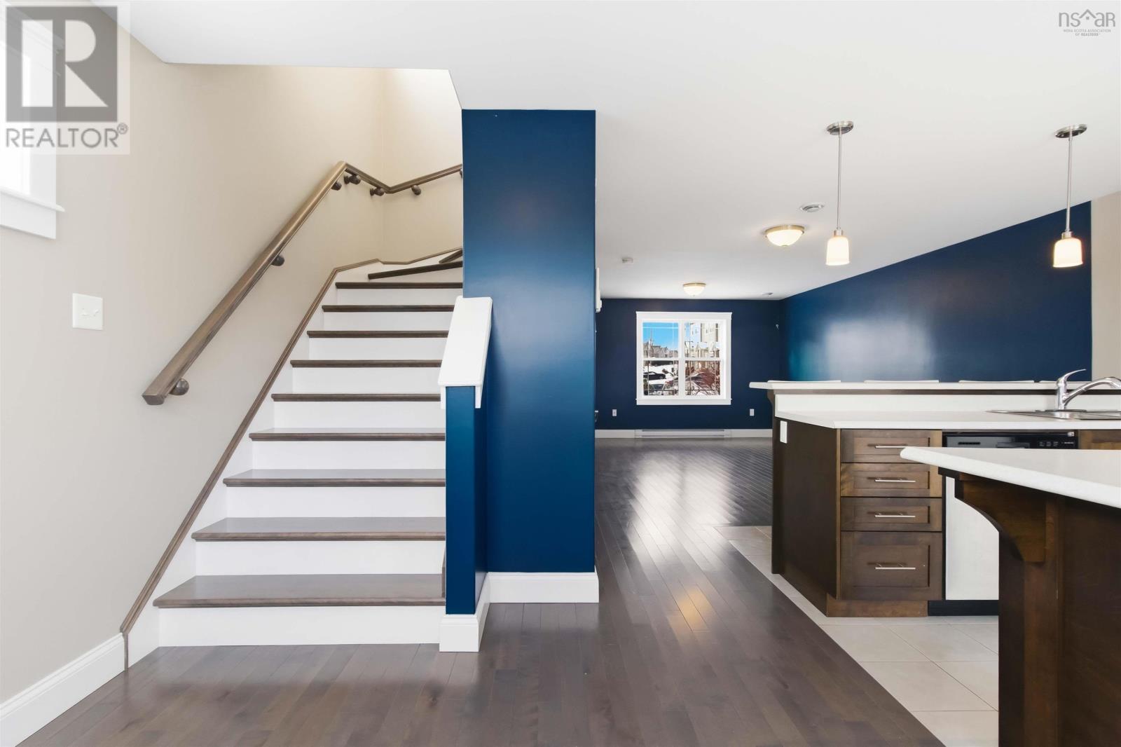 218 DARLINGTON DRIVE - 16