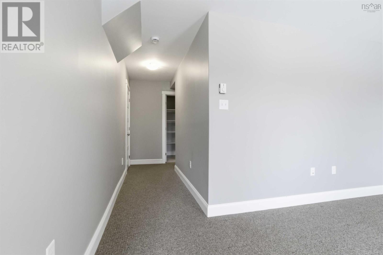 218 DARLINGTON DRIVE - 33