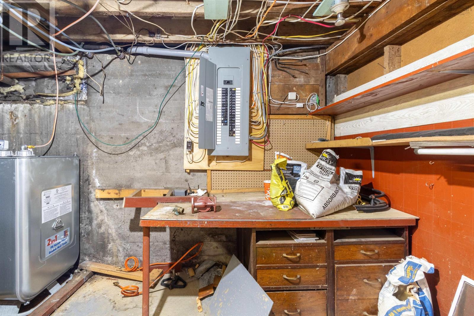 Property 27 of 38 of 22 Archibald Street