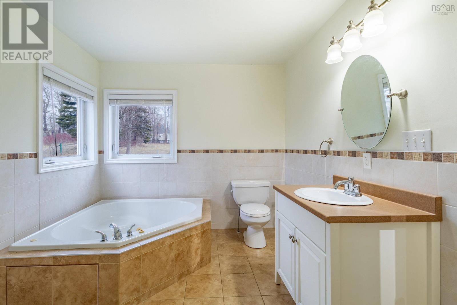 Property 2 of 38 of 22 Archibald Street