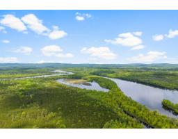 701 Ch. Des Outaouais, L Ile Du Grand Calumet, QC J0X1J0 Photo 12