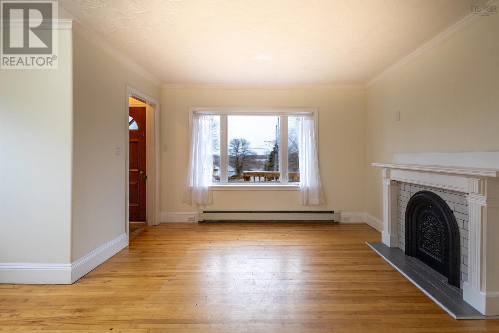 Property 33 of 38 of 22 Archibald Street