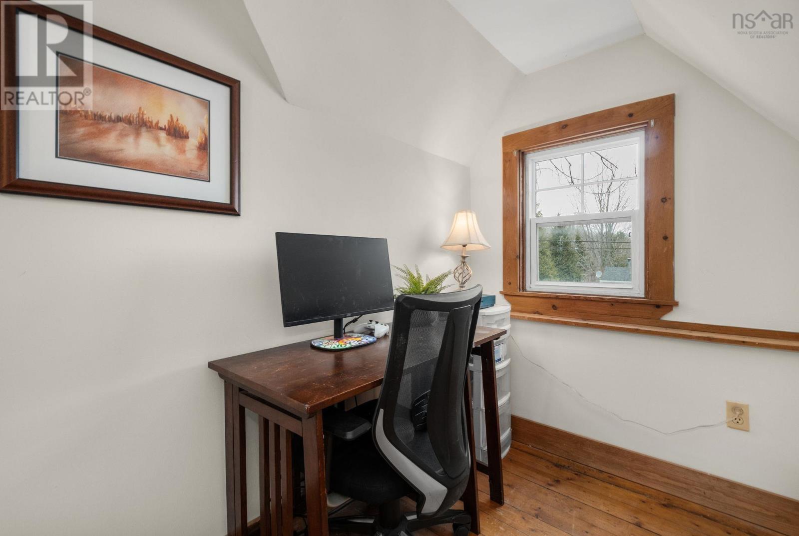 Property 16 of 37 of 41 School Street