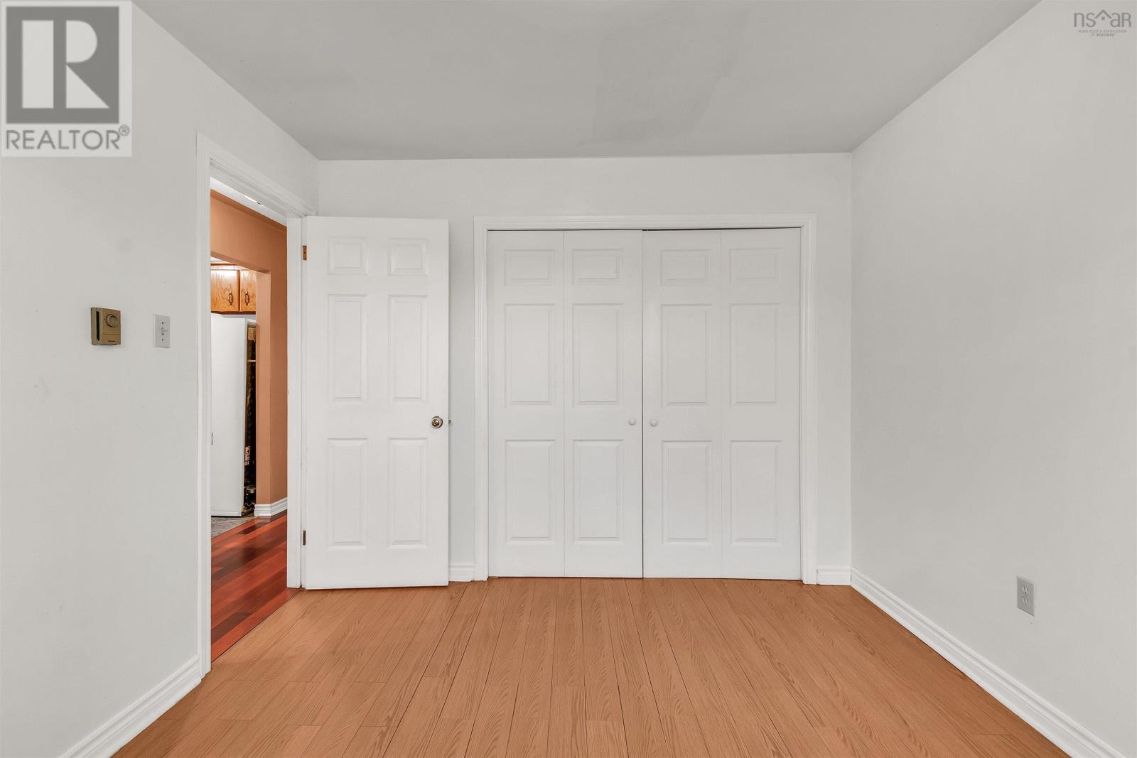 Property 33 of 34 of 669 Portland Street