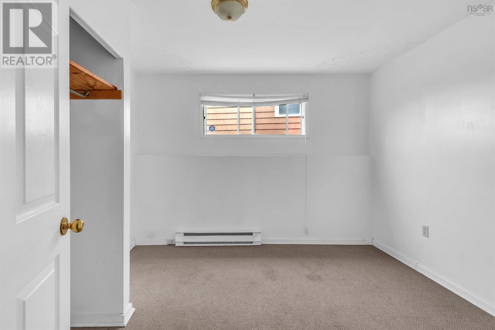 Property 29 of 34 of 669 Portland Street