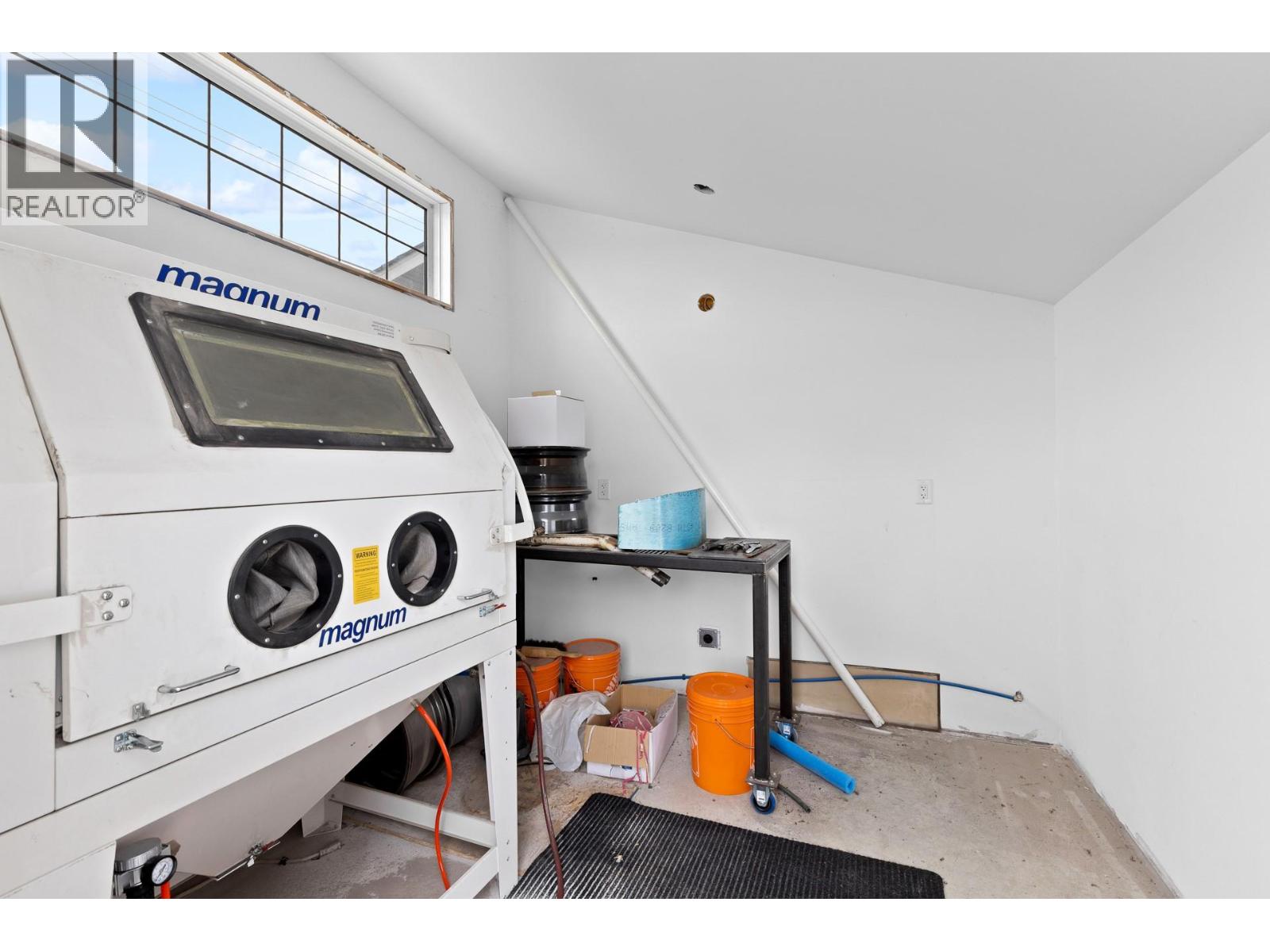 11210 BOND ROAD - 35