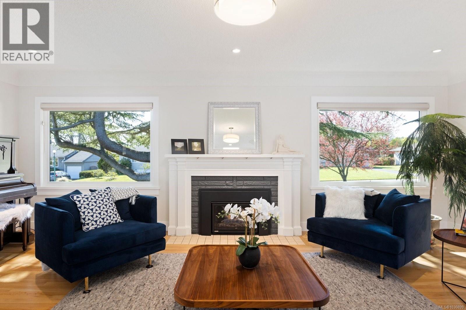  2700 Dorset Road, Oak Bay