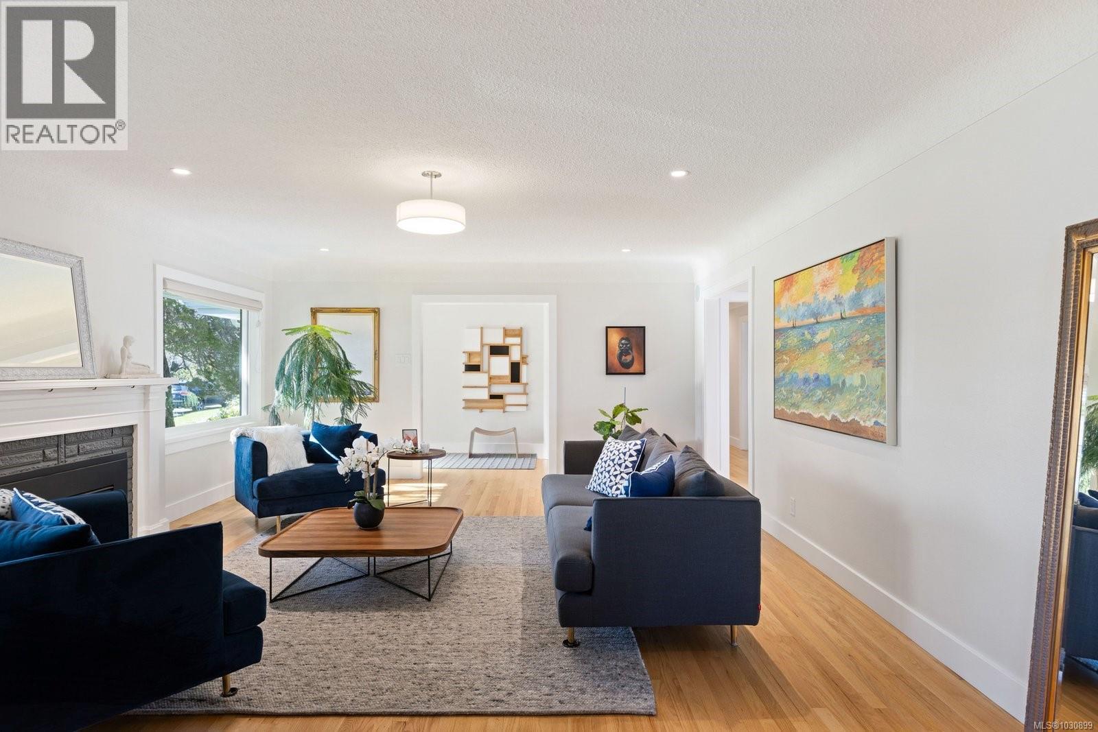  2700 Dorset Road, Oak Bay