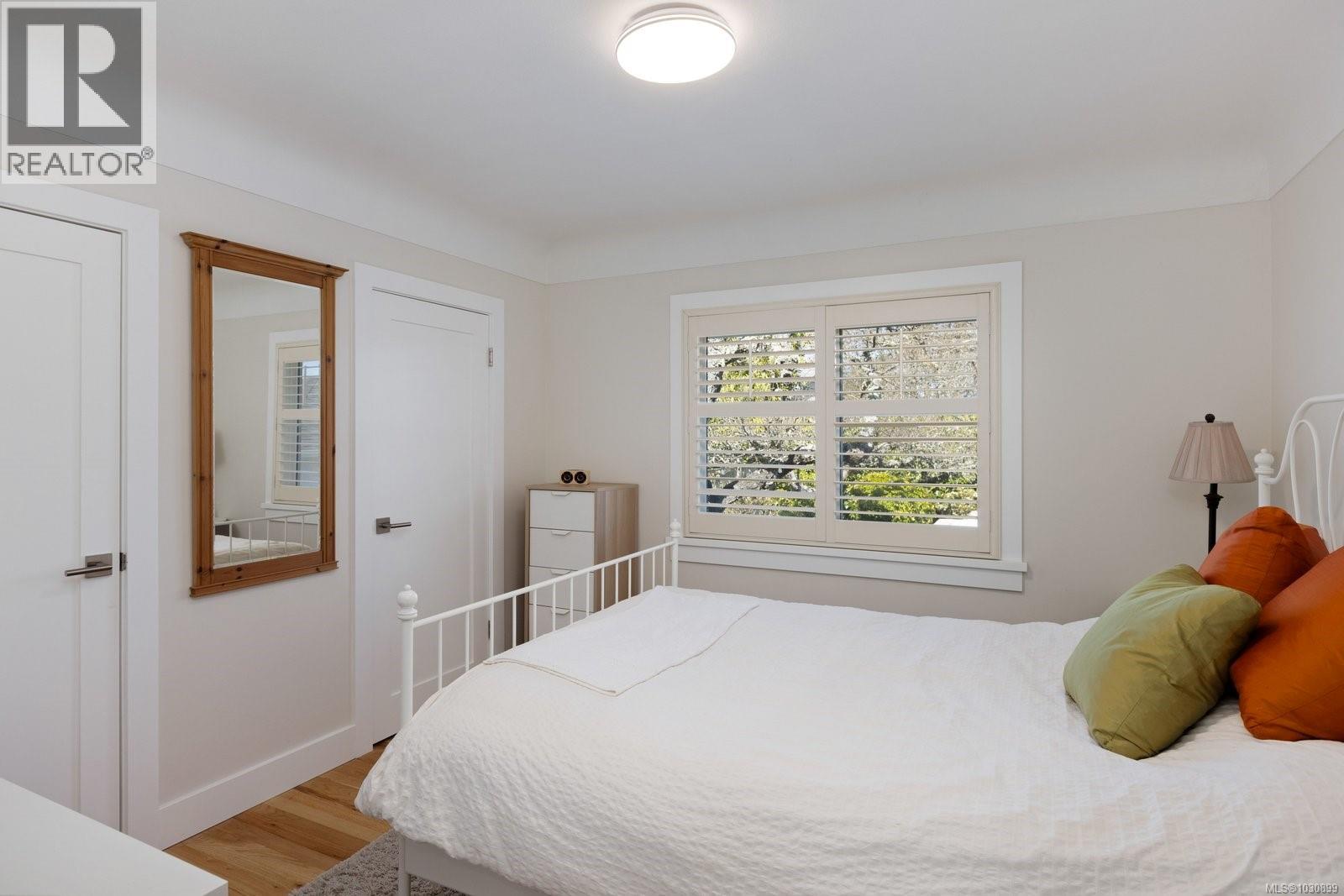  2700 Dorset Road, Oak Bay