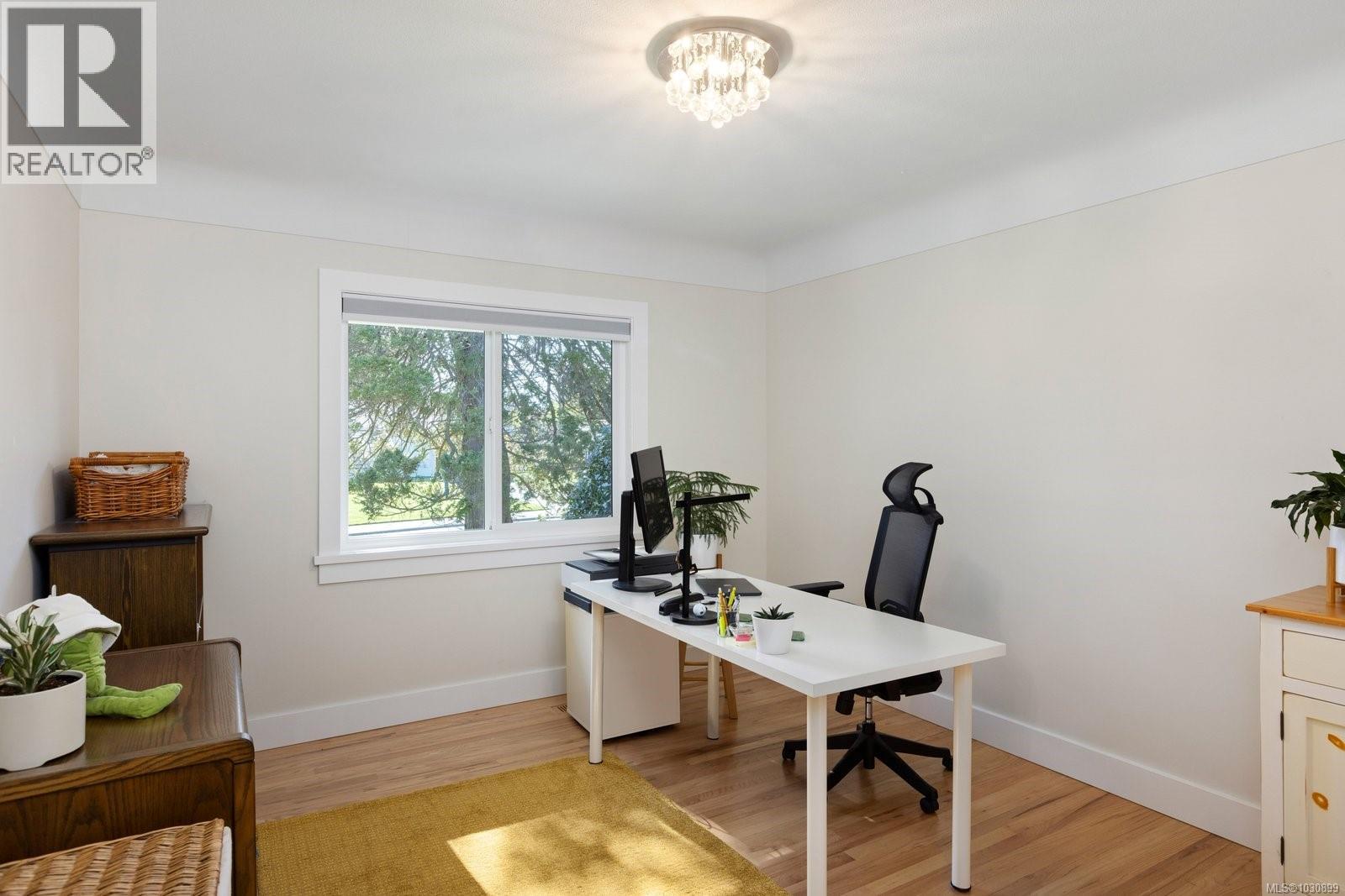  2700 Dorset Road, Oak Bay