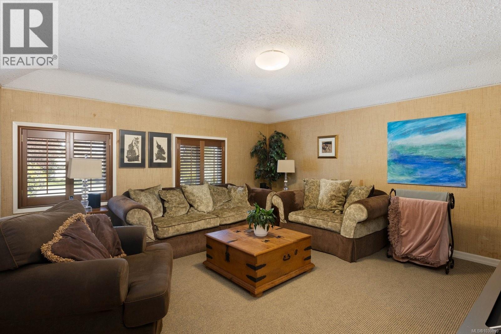  2700 Dorset Road, Oak Bay