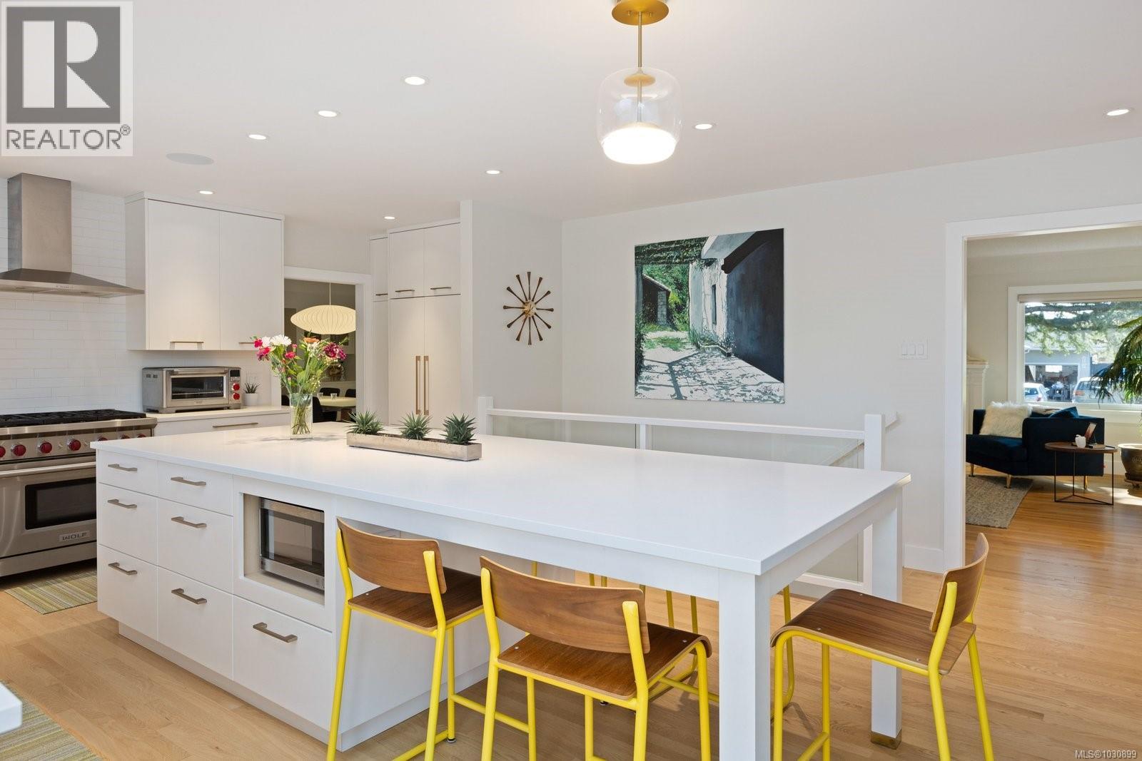  2700 Dorset Road, Oak Bay