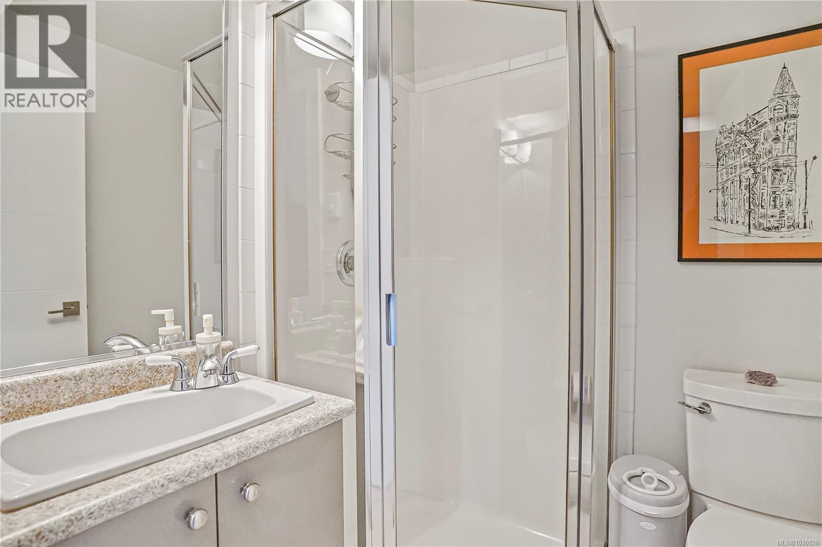 21 60 Dallas Road, Victoria