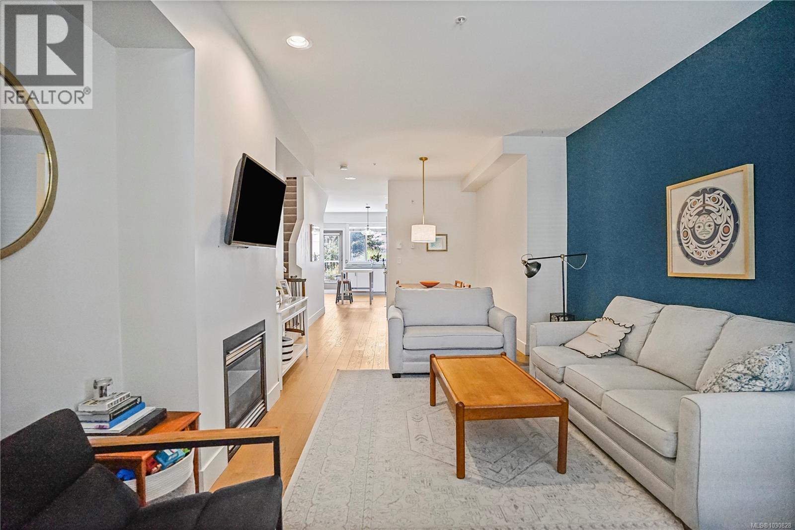 21 60 Dallas Road, Victoria