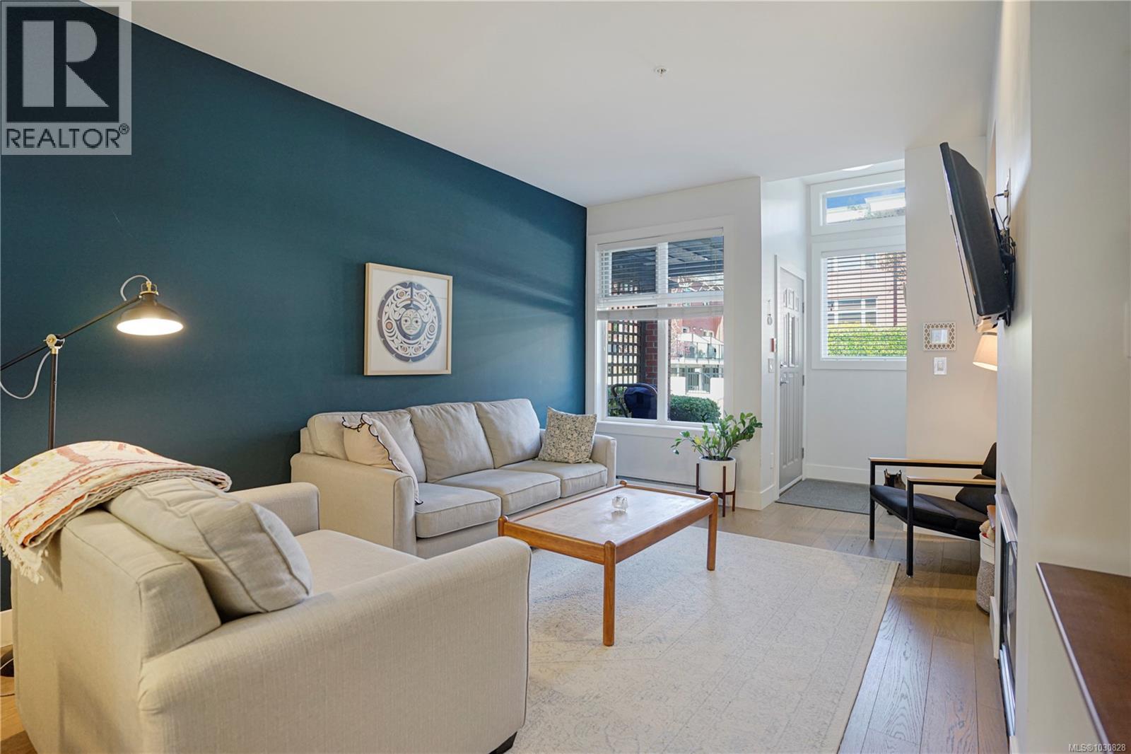 21 60 Dallas Road, Victoria