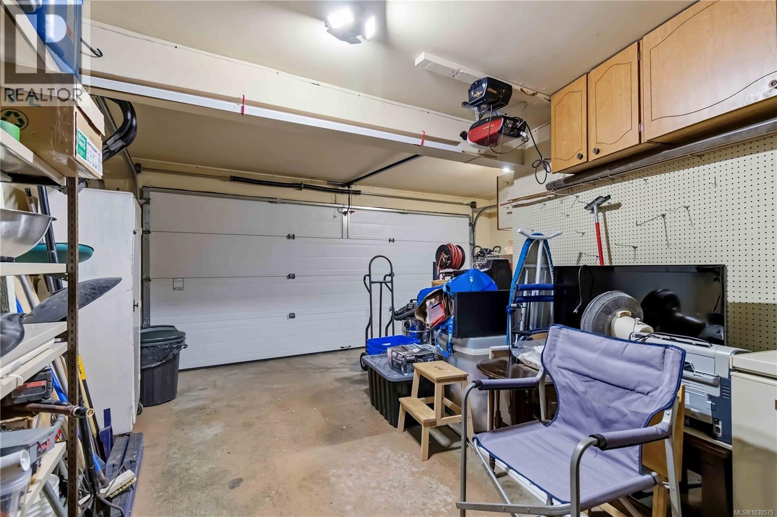 3317 Joanne Pl, Colwood