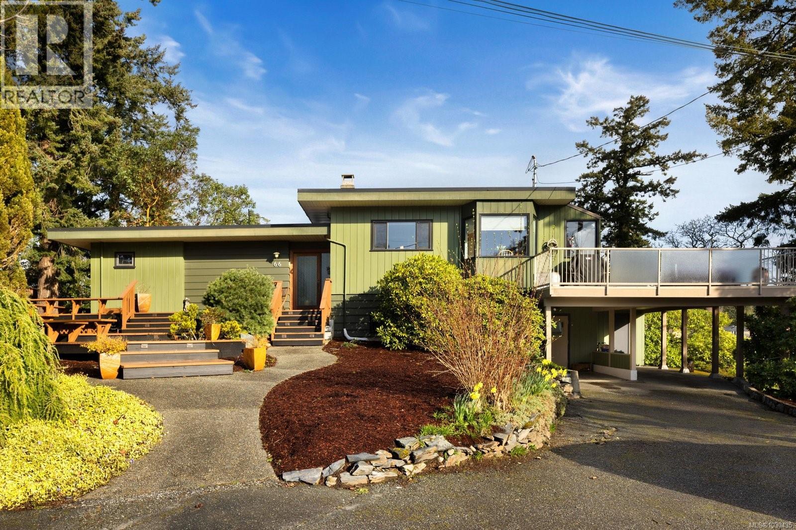 66 Kingham Pl, View Royal