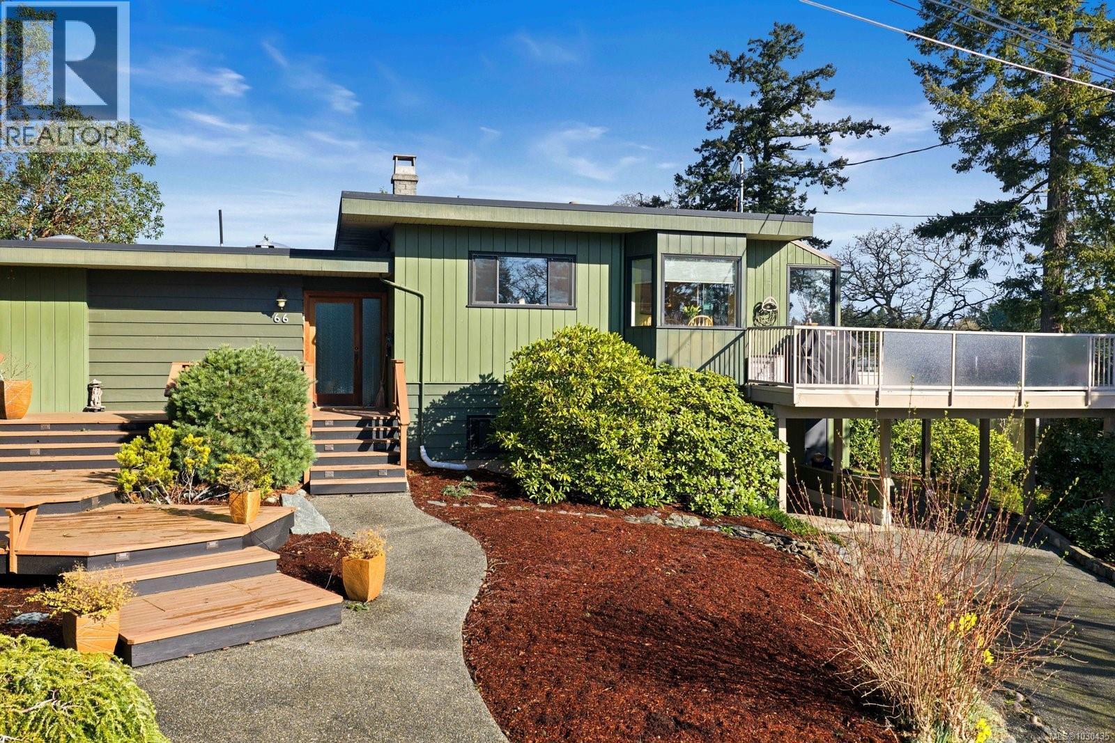 66 Kingham Pl, View Royal